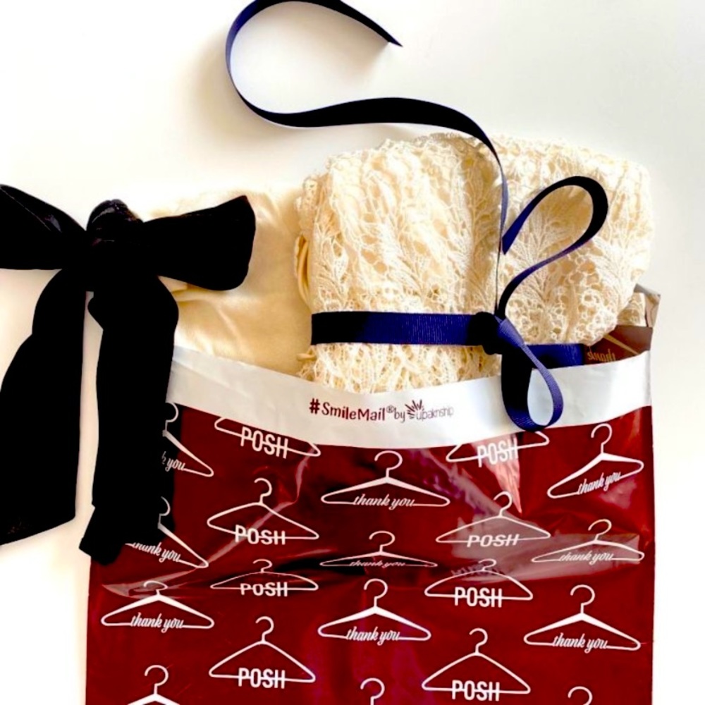 ⭐️ LAST SET! ⭐️15 Posh Boss Hangar Poly Mailers- Poshmark Burgundy 2022 - Picture 2 of 2